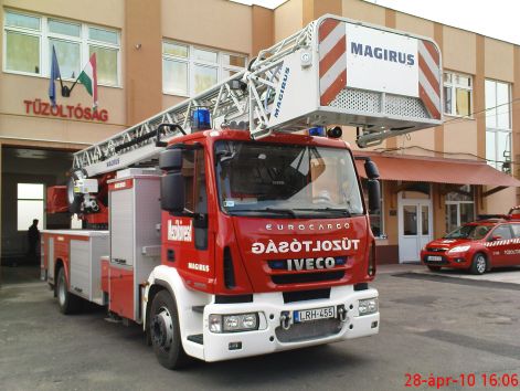 letra_iveco.jpg letra_iveco.jpg